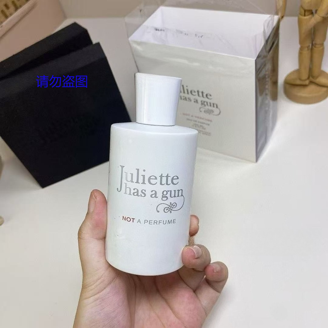 Luksusowy perfum w formie wody – Fragrance Perfume For Man recenzja i cena